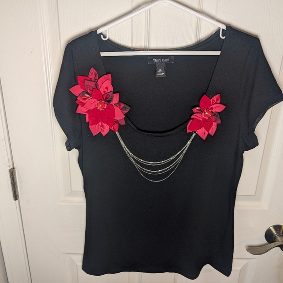 White House Black Market Short Sleeve Christmas Flower Top With Faux Necklace XL - Picture 2 of 7